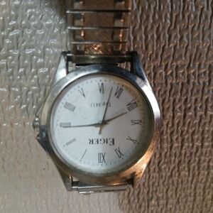 Vintage E I G E R Analog With Expendable Band Silver Watch for Men needs Battery